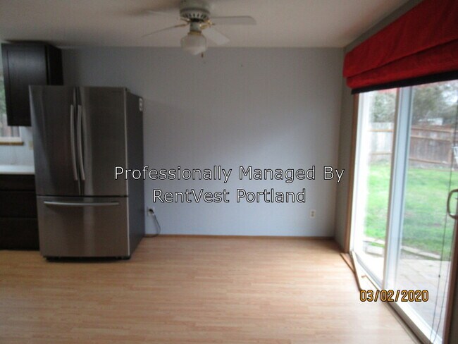 Building Photo - 3991 SE Wynnwood Dr