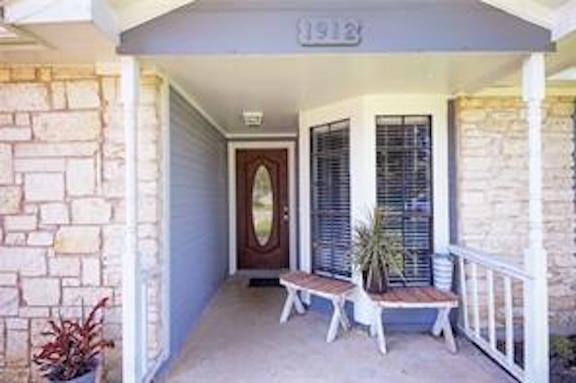 Foto del edificio - 1912 Andover Dr