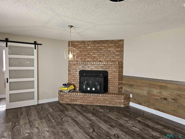 Foto del edificio - 201 Utah Dr