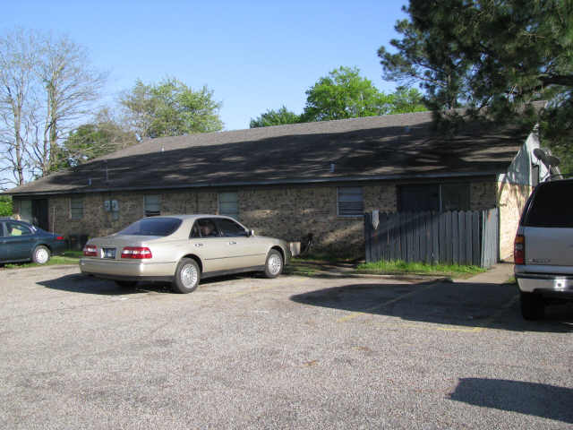 Building Photo - 508 S Beaulah St