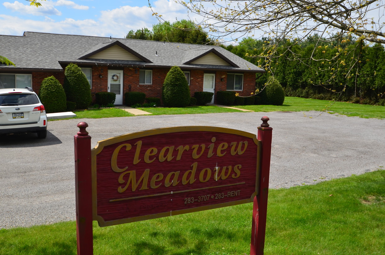 Clearview Meadows - Clearview Meadows Apartments