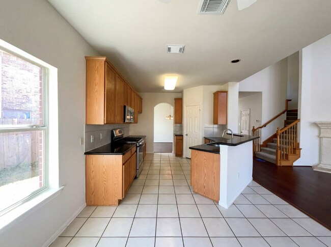 Foto del edificio - 200 Rippling Creek Ln
