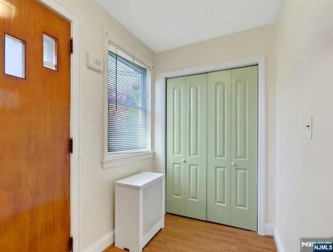 Building Photo - 355 Elm St