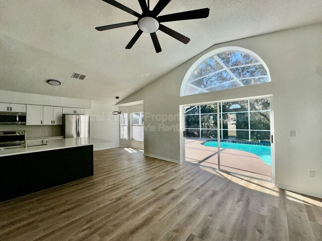 Foto del edificio - 3032 Bloomsbury Dr