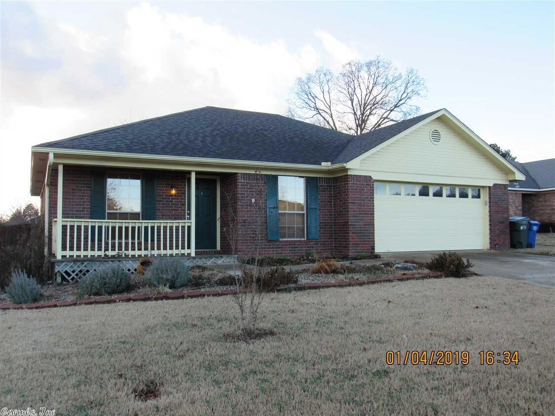 Primary Photo - 2345 Remington Rd