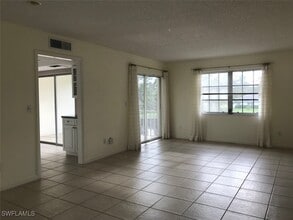 Building Photo - 113 Bobolink Way