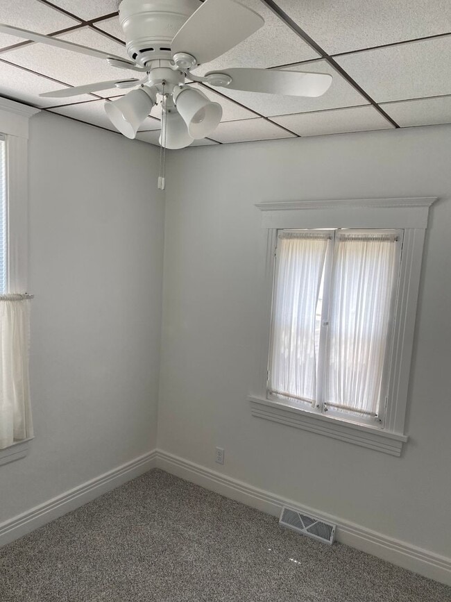 Building Photo - 914 S 2nd St