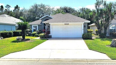 Building Photo - 20907 Country Barn Dr