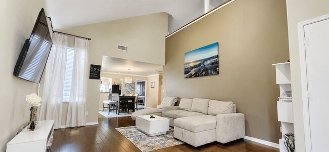 Building Photo - 29122 Foxingham Cir