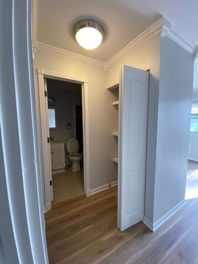 Foto del edificio - 1504 Oakwood Ave NE