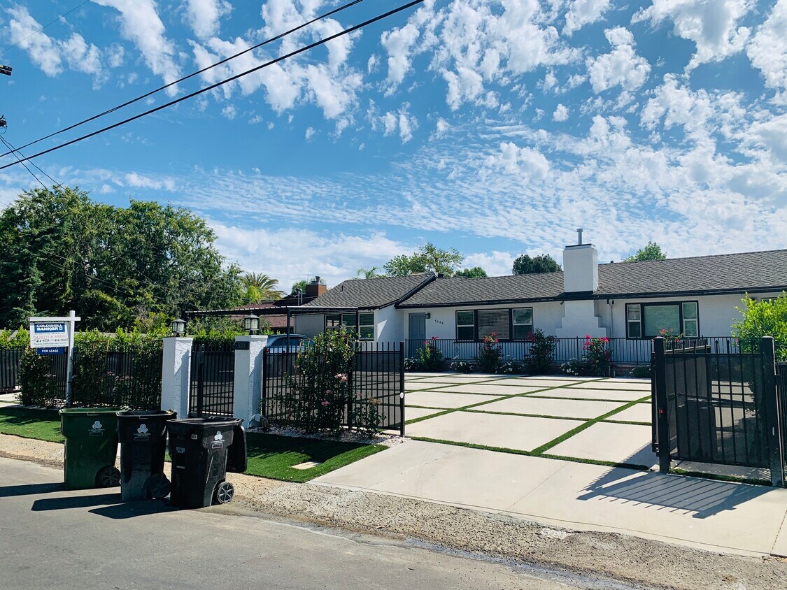 Foto principal - 5148 Otis Ave