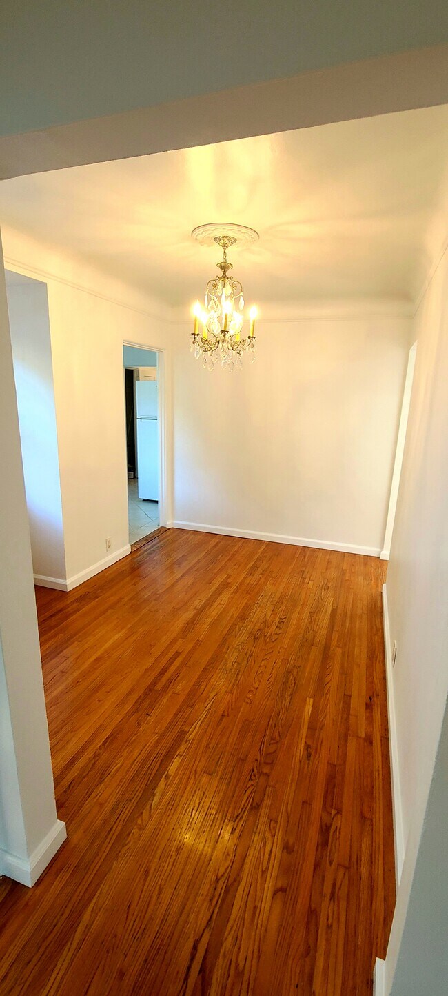 Foto del edificio - 3116 Benda St