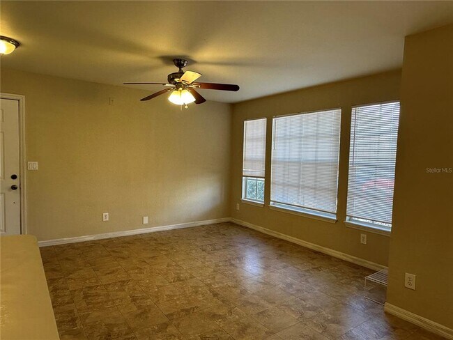 Building Photo - 1065 S Hiawassee Rd