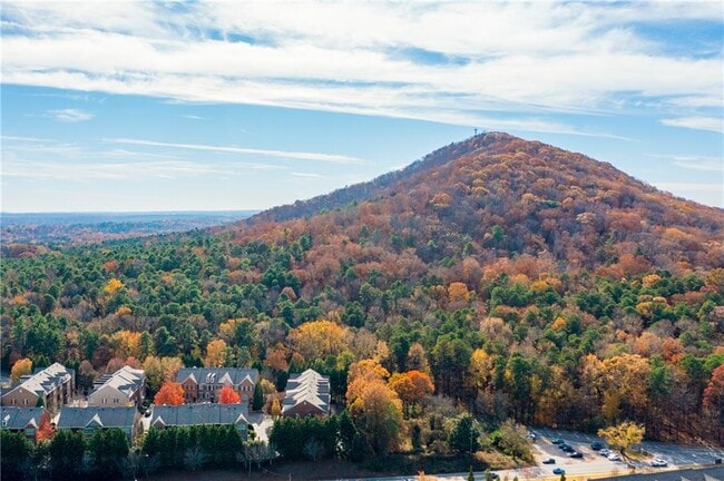 Foto del edificio - 1644 Donovan's Ridge