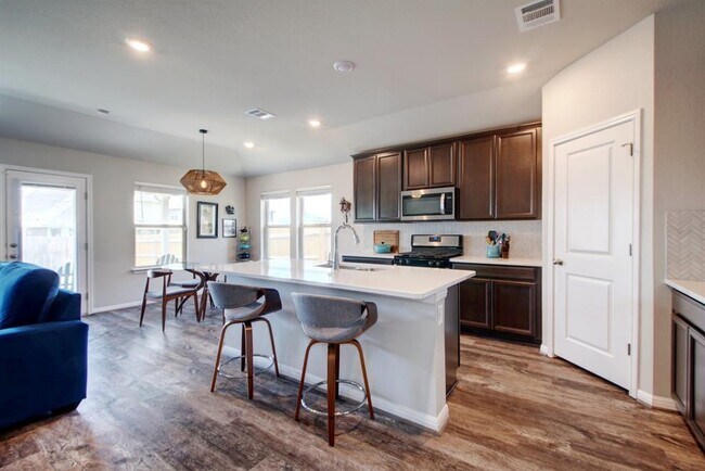 Building Photo - 17017 Orinda Ln