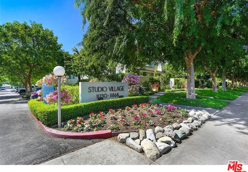 4171 Colfax Ave, Los Angeles, CA 91604 Townhome Rentals in Los