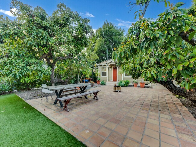 Foto del edificio - 2677 Rich St