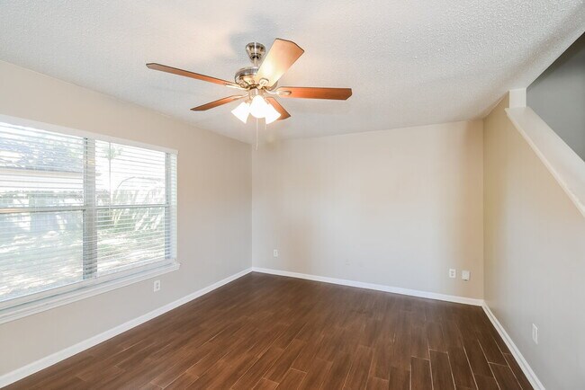 Foto del edificio - 8775 Ivey Rd