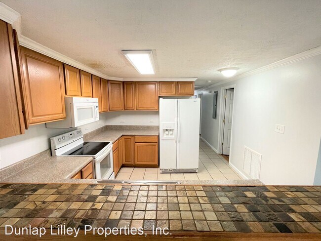 Foto del edificio - 4 br, 2 bath House - 735 Edwards St