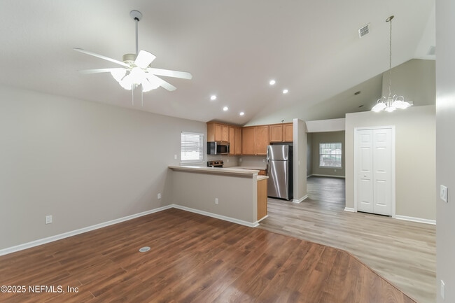 Building Photo - 86459 Sand Hickory Trail