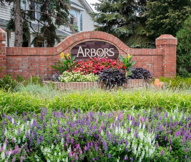 Arbors of Brookdale Apartments Naperville, IL