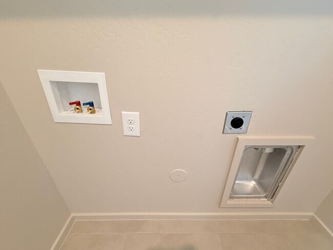 Foto del edificio - New Home Metro Verde