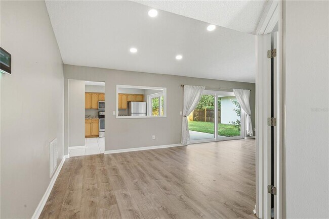 Building Photo - 2914 Cypress Green Dr