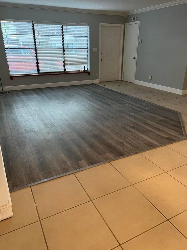 Building Photo - 9270 SW 61st Way