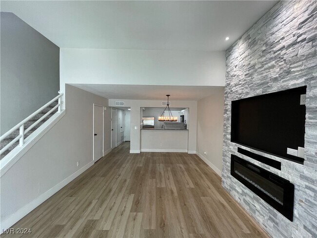 Foto del edificio - 5559 Orchard Ln