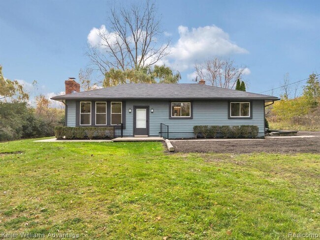 Building Photo - 21355 Beck Rd