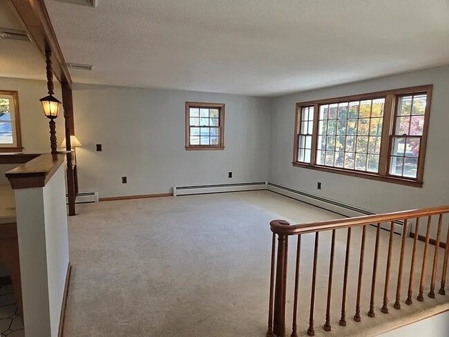 Foto del edificio - 222 Primrose Hill Rd