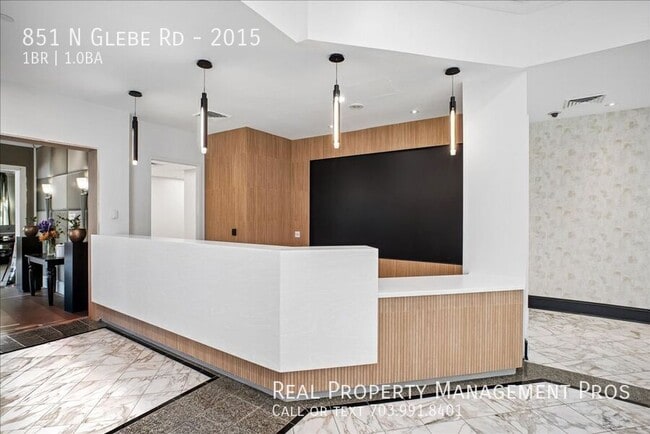 Photo - 851 N Glebe Rd-2015 Apartment