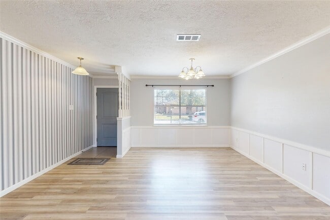 Foto del edificio - 5005 Cedar Creek Dr