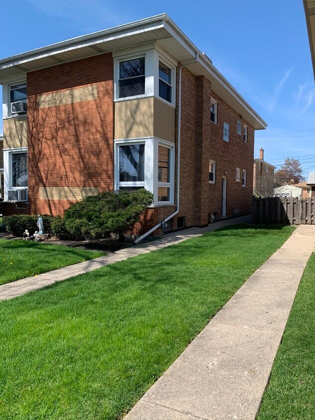 Primary Photo - 8754 Elmore St