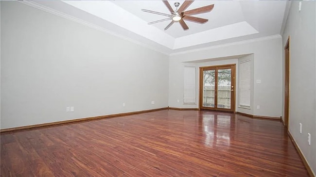 Building Photo - 404 Timberdale Dr