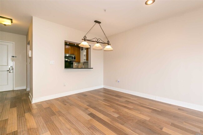 Building Photo - 130 Post Ave