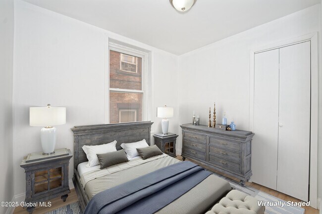 Building Photo - 36b Vliet St