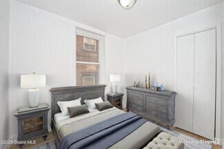 Building Photo - 34 Vliet St