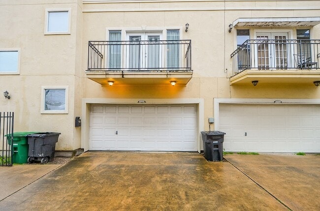 Photo - 1610 Holman St Apartment