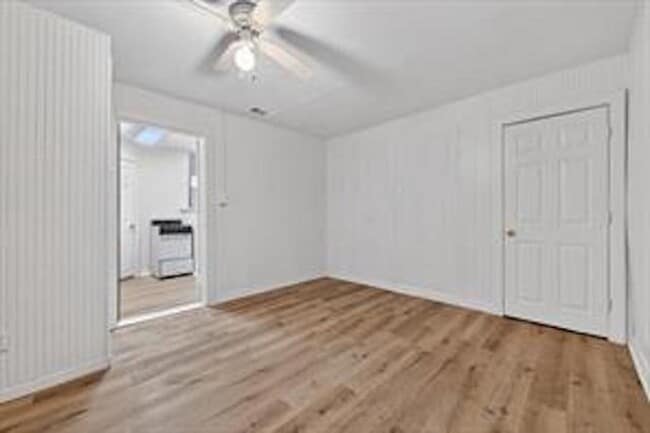 Building Photo - 4709 Mayfair St