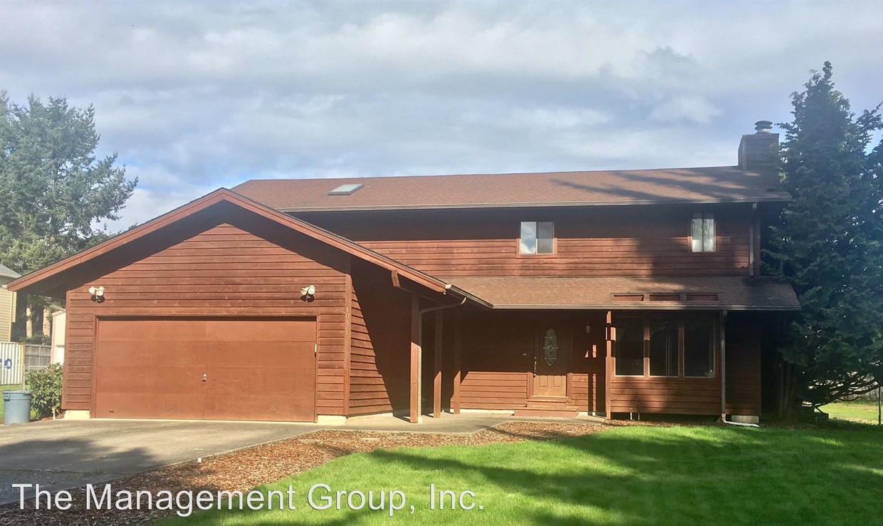 Primary Photo - 4 br, 2.5 bath House - 10111 NE 108th Ave