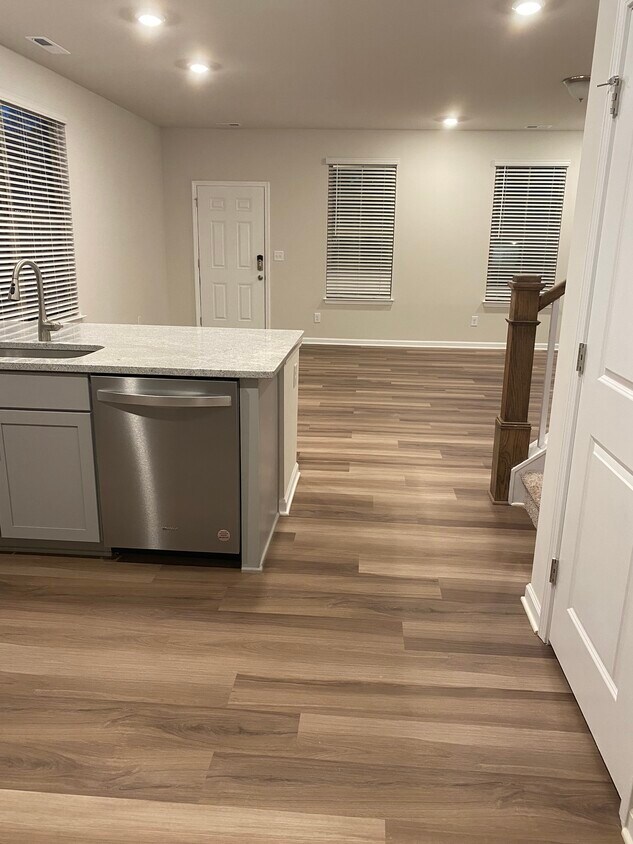 3437 Glenn Hope Way, Matthews, NC 28104 Townhome Rentals in Matthews