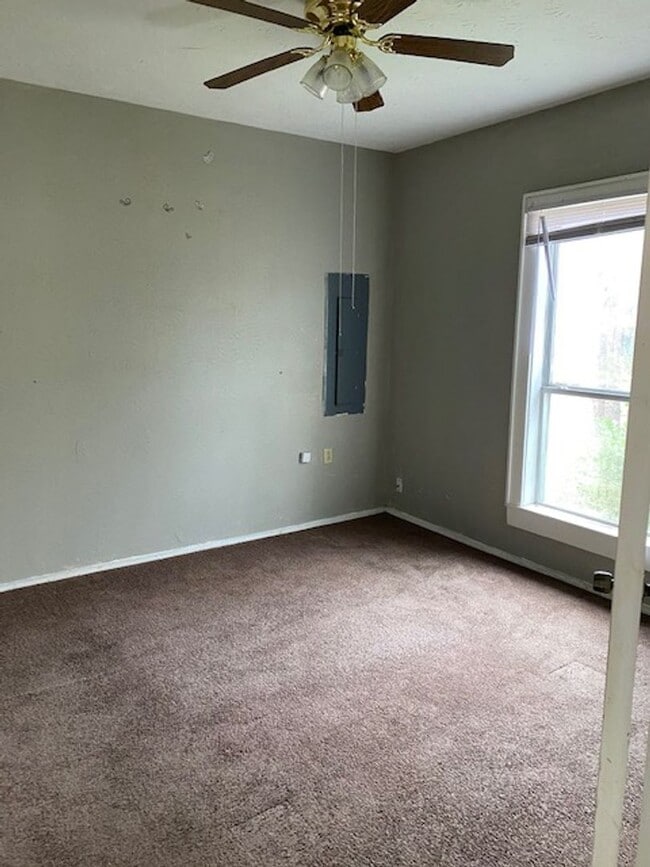 Building Photo - 6111 Lexington-