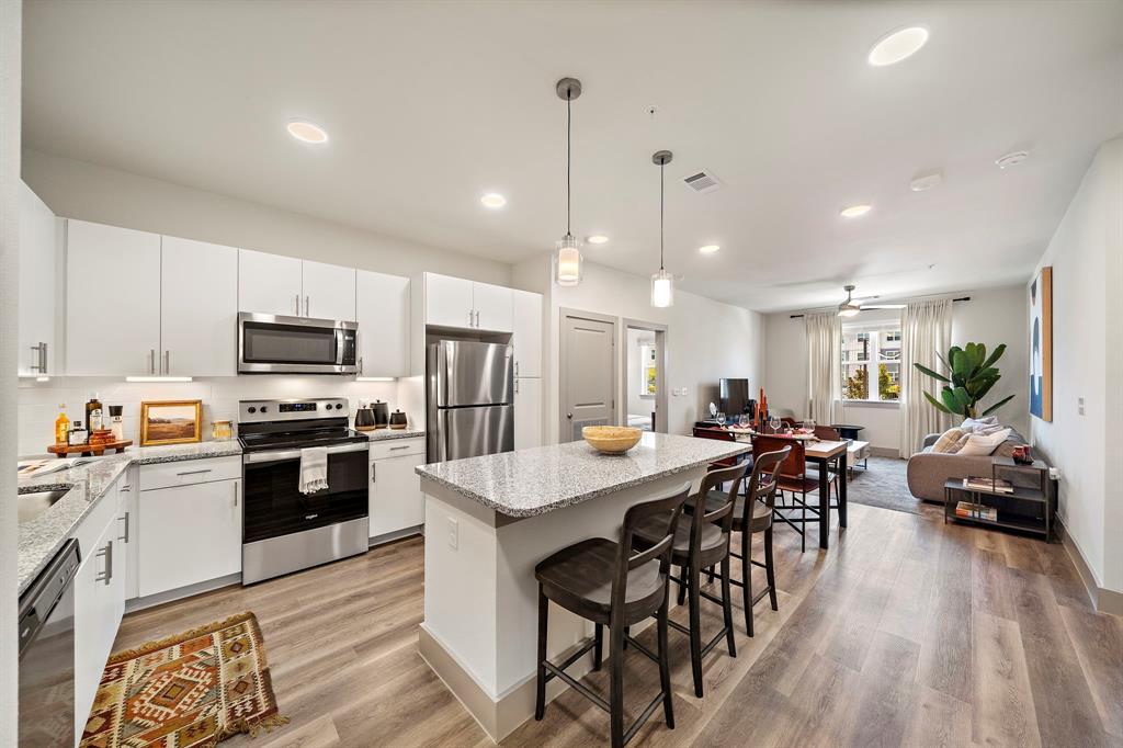 Foto principal - 10485 League Line Rd