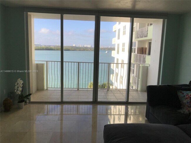 Foto del edificio - 10350 W Bay Harbor Dr