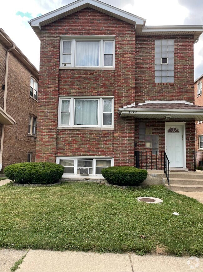 Berwyn Gardens Apartments for Rent with High Ceilings Berwyn, IL 6