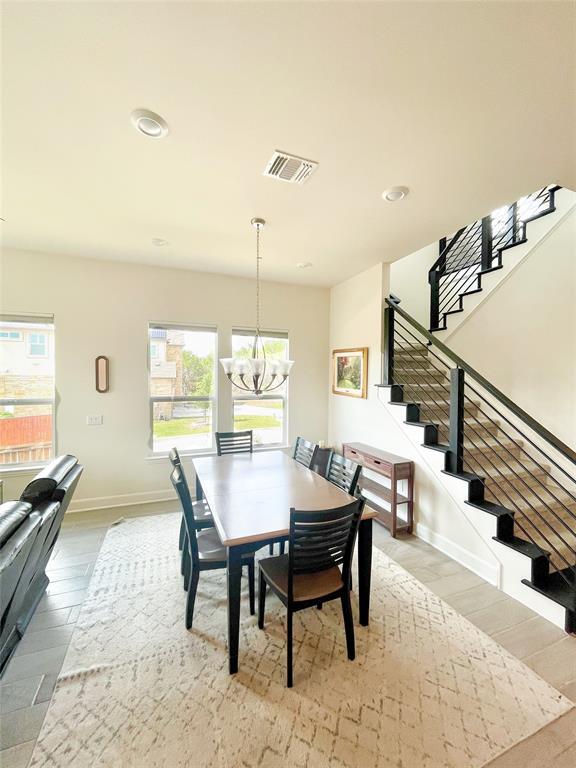Building Photo - 5010 Watusi Bend