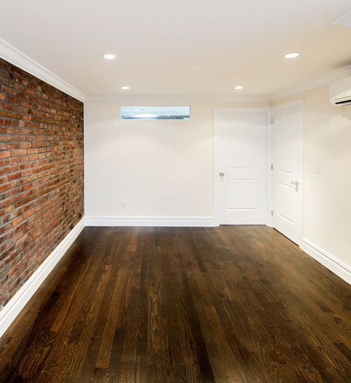 Foto del edificio - 329 E 10th St