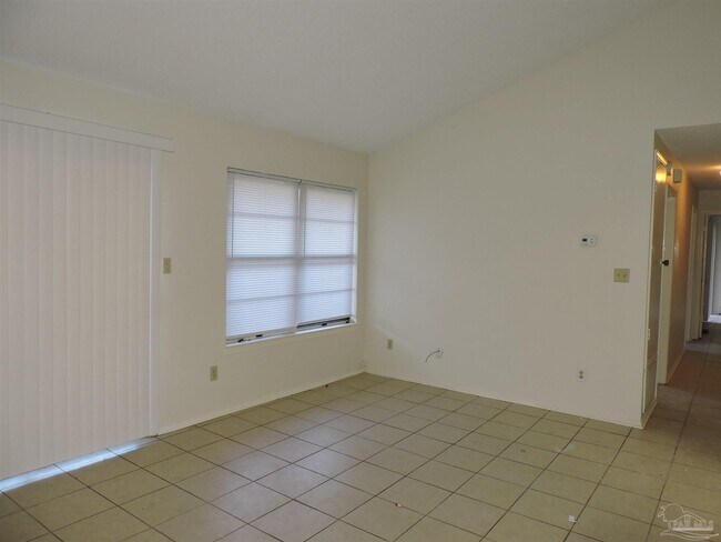 Foto del edificio - 3145 Cedarwood Village Ln