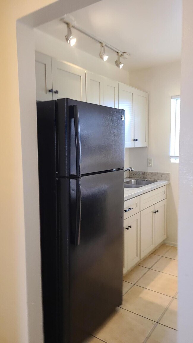 Foto del edificio - 1345 E Campbell Ave